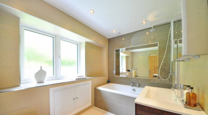 praktikus fürdőszoba