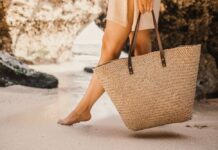 Strandtáska kisokos – A tökéletes nyári kísérő vízpartra